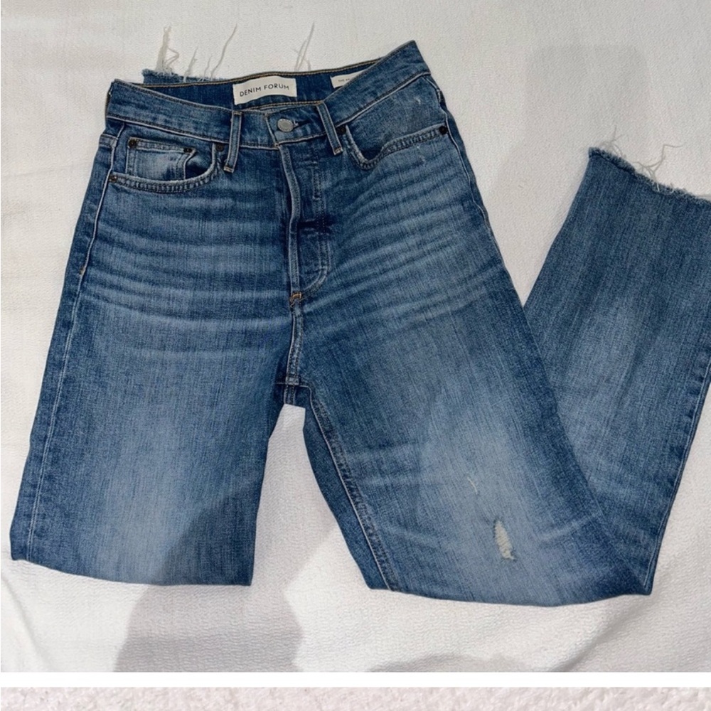 Aritzia Demin Forum 26 The Arlo high rise Straight Leg Jeans